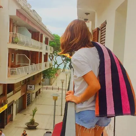 La Marina بيت ضيافة