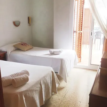 بيت ضيافة La Marina 2*