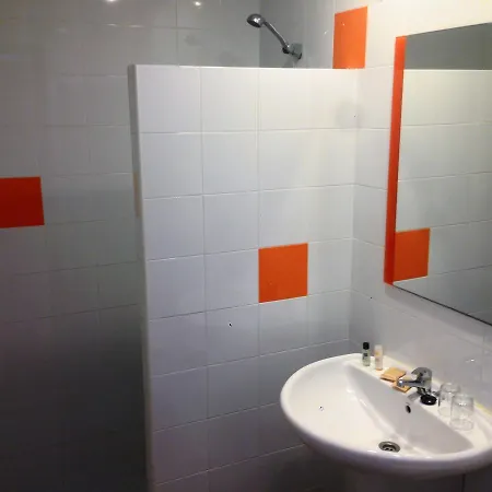 La Marina 2* بلاتجا ذارو