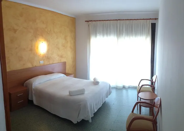 Casa de hóspedes La Marina 2*